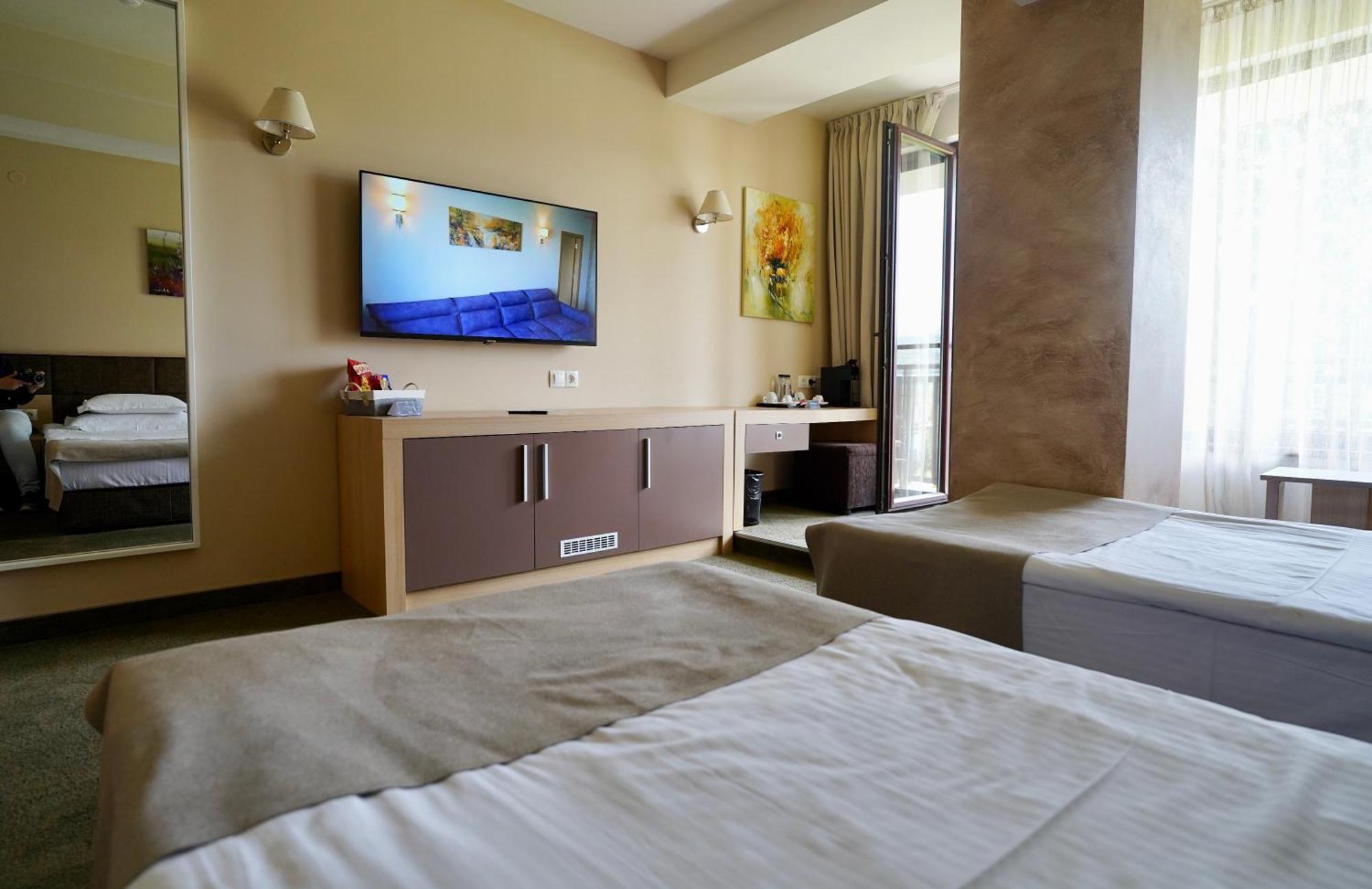 Belchin Garden Spa&Wellness ภายนอก รูปภาพ